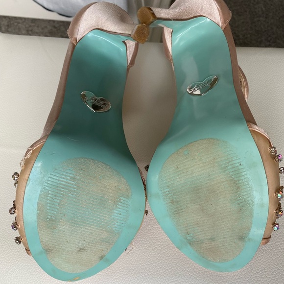 Betsey Johnson Champagne Jeweled Heels - Picture 11 of 12